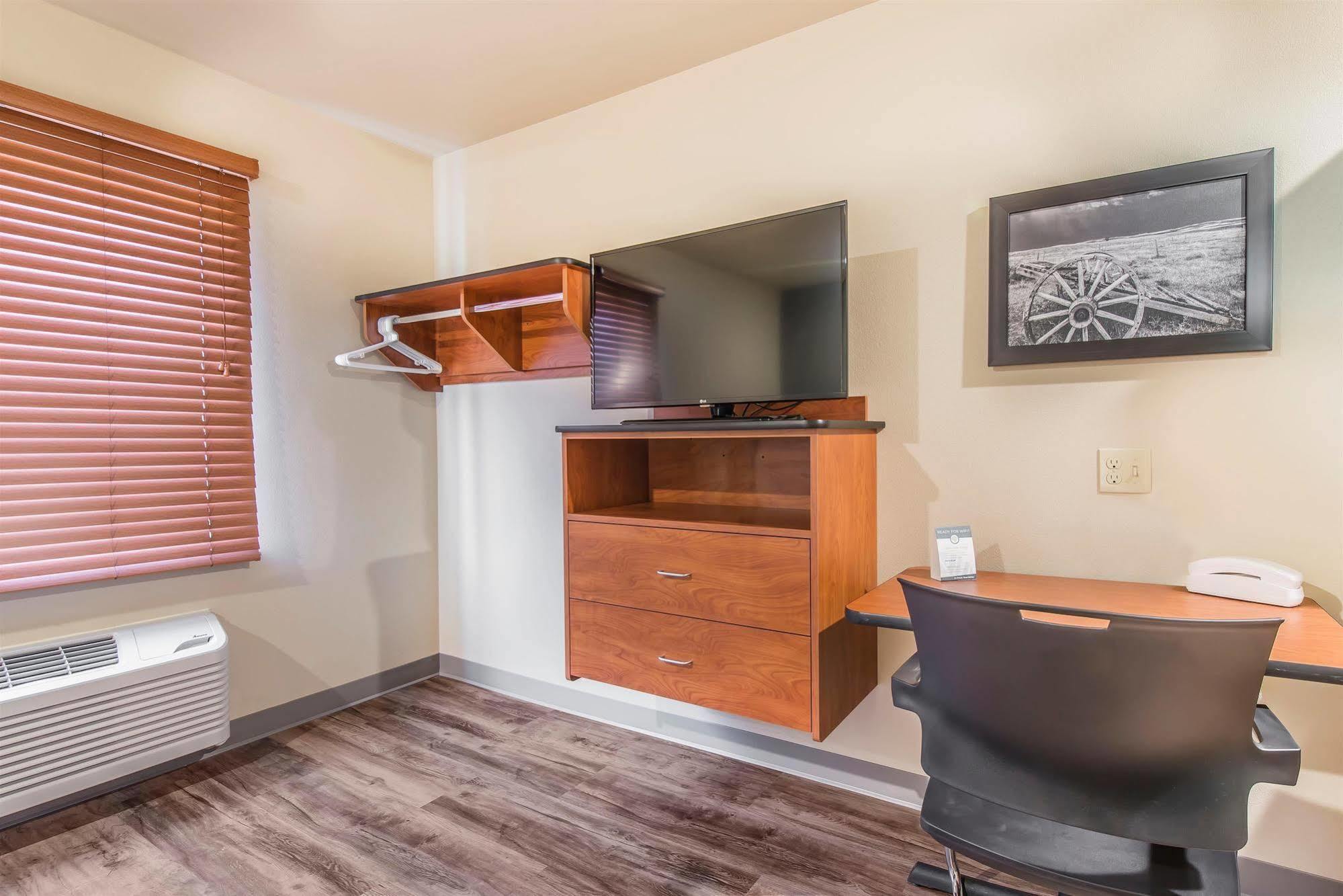 Econo Lodge Burlington Esterno foto